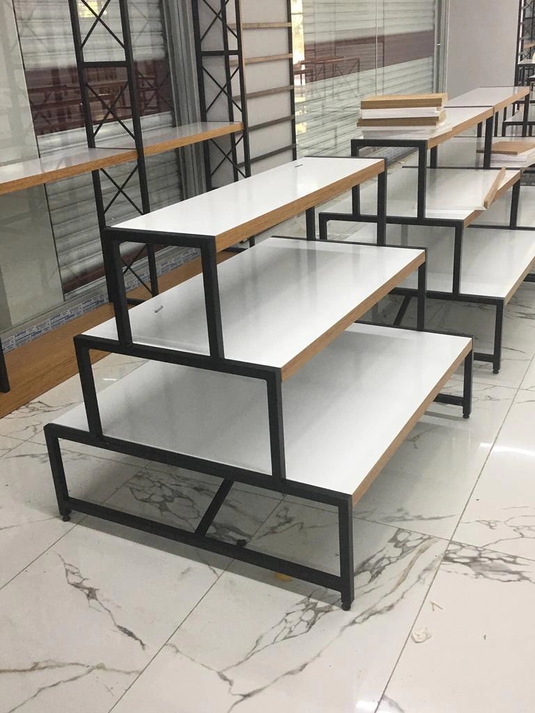 Orta Stand ve Eşek